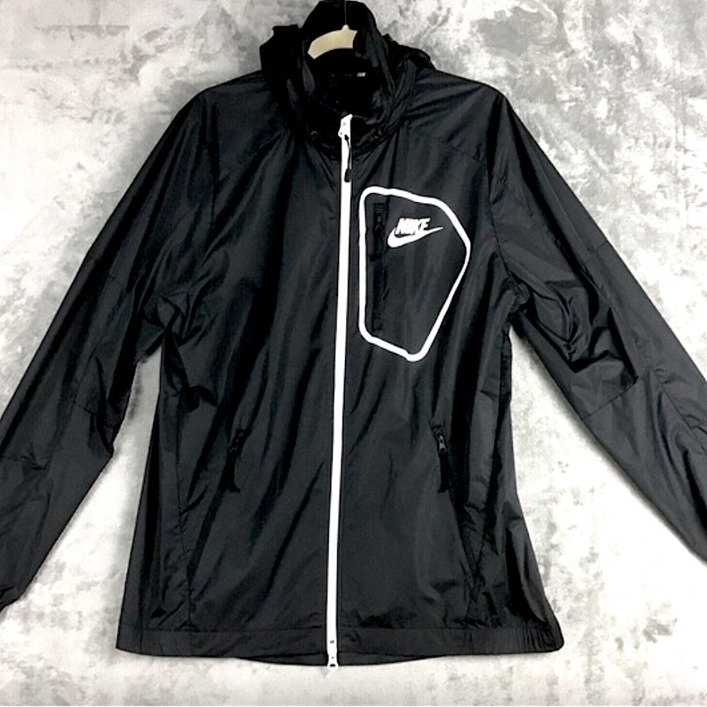 NIKE Sportswear Mens Size Medium Woven AV15 Jacket Windbreaker Hooded Zip